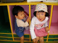 保育園に行く