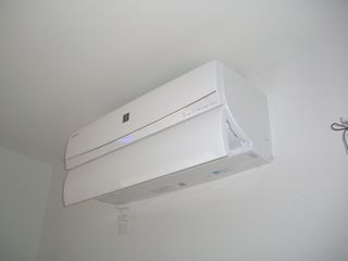 エアコン取り付け